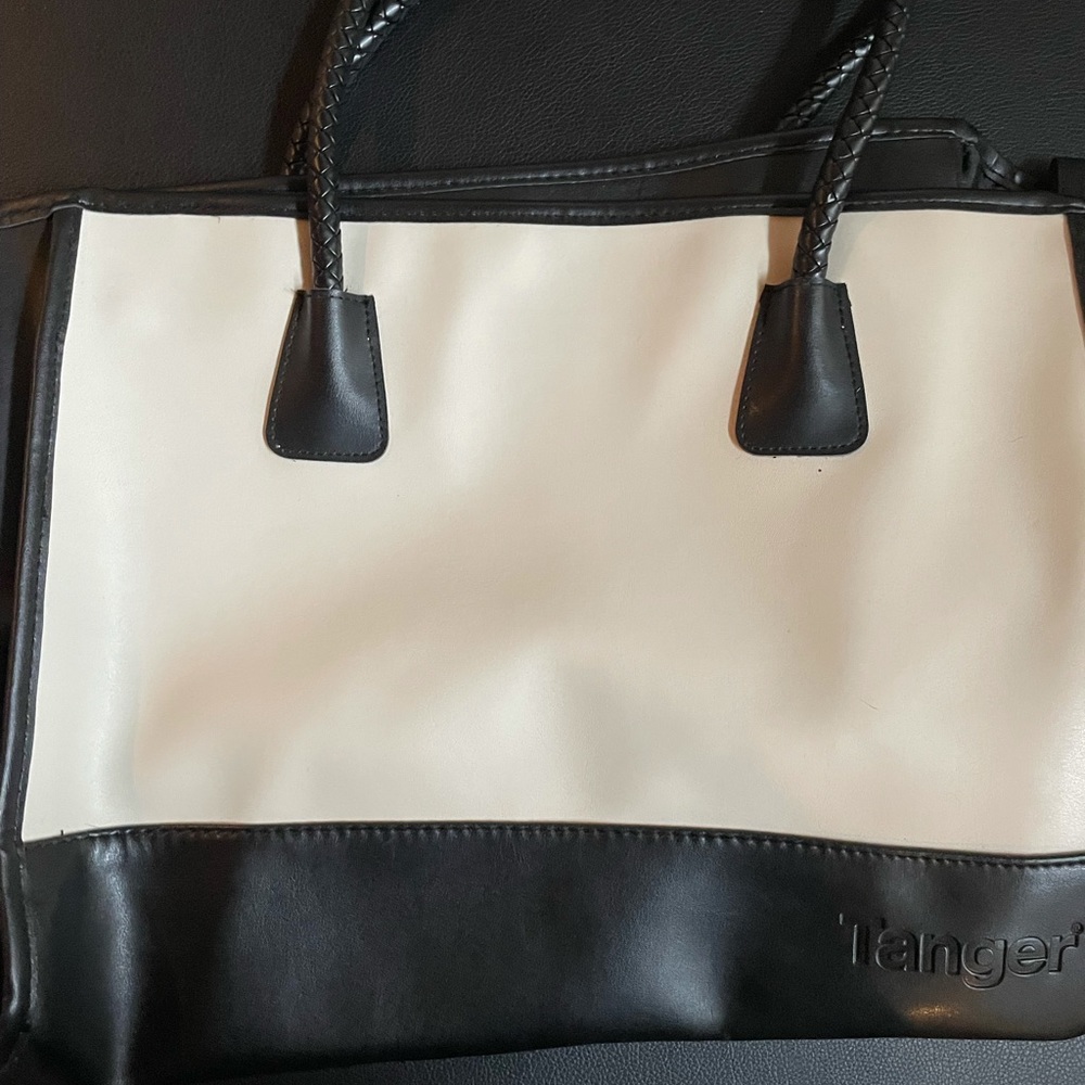 Tanger Club Tote NWOT black and cream